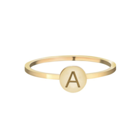 YOU| Initial Ring A- Z (Goud)