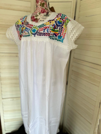 White huipil