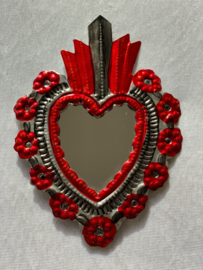 Milagro: corazón de hojalata (con espejo) / Heart made of tin (with mirror)