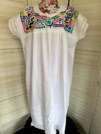 White huipil