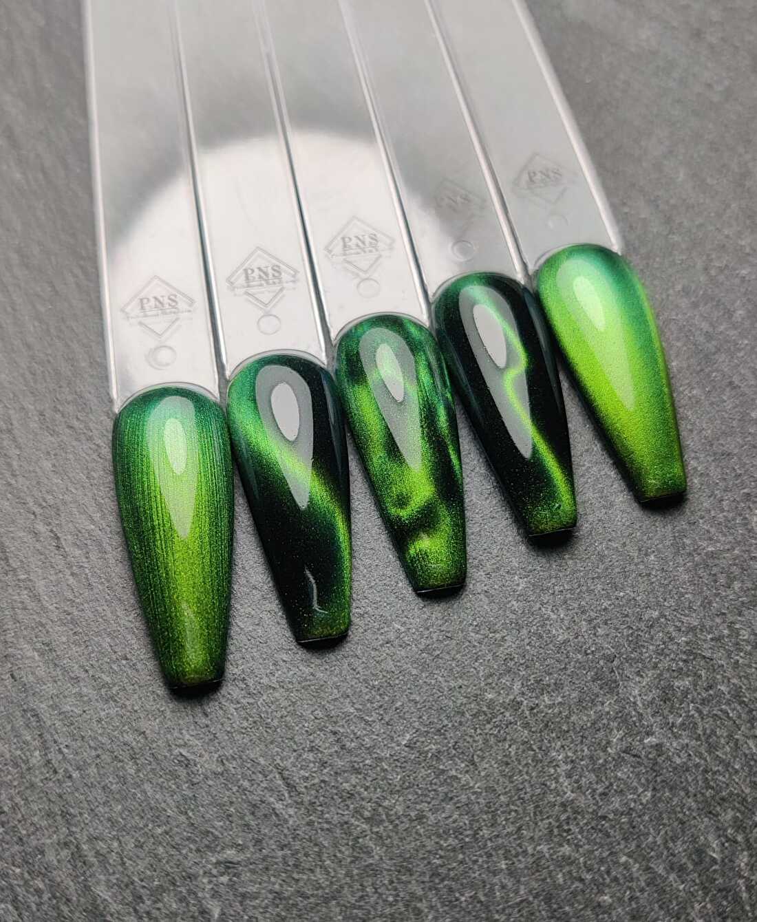 Cateye april bij Nailartshoplhn