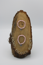 Armband Rozenkwarts elastisch met Ohm 8mm