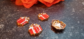 Bedels metaal Zirkonia cadeautje Goud-rood-wit, per stuk