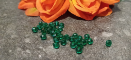 Facet kralen 4 mm Eden green, ongeveer 75 stuks