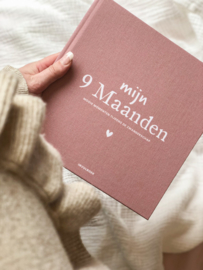 Mijn 9 Maanden Invulboek Linnen Rood/Roze