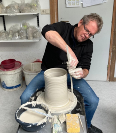 Workshop Frans Verdonschot - alle kneepjes van het pottenbakken