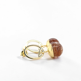 Geelgouden oorbellen met Rutielkwarts