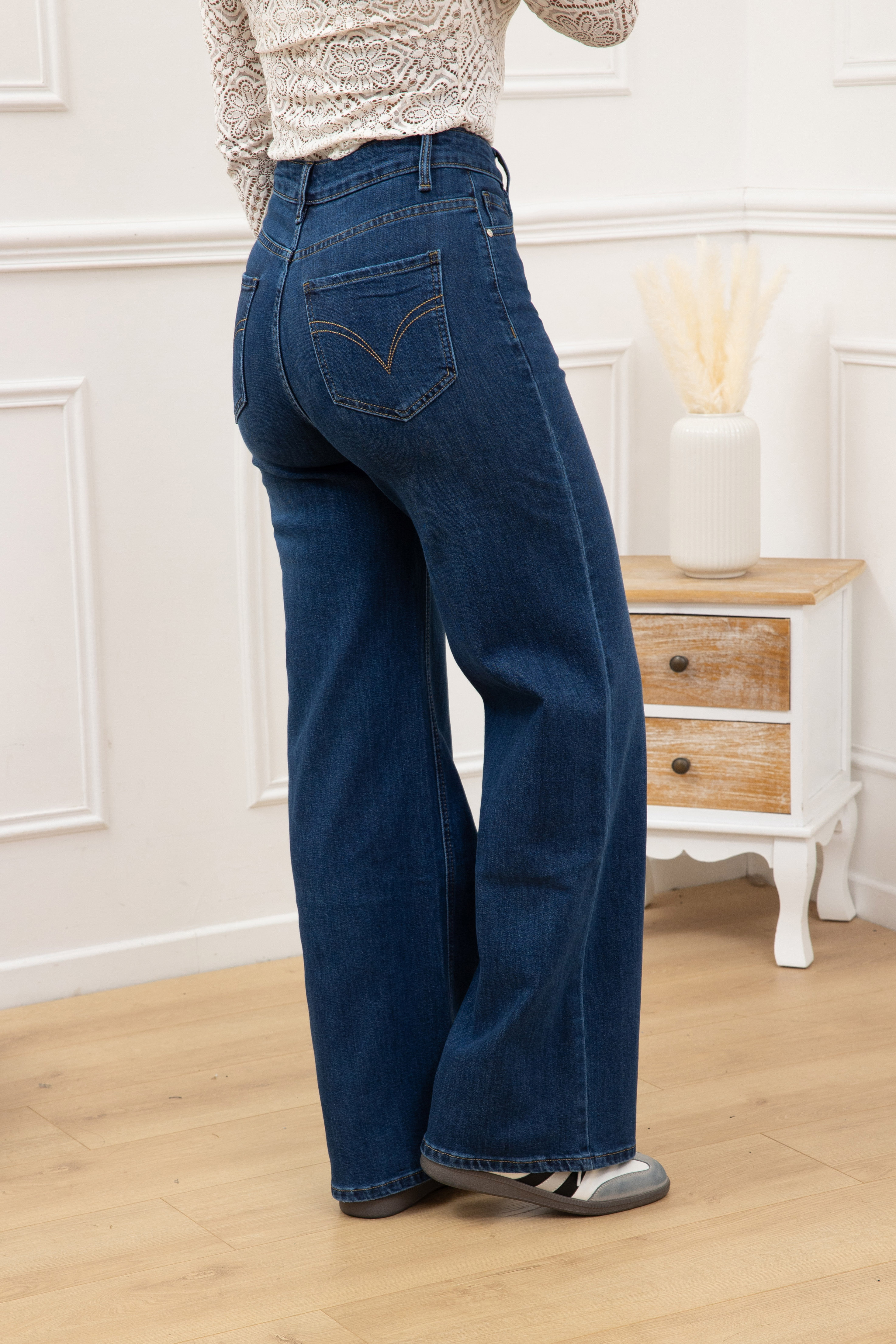 Wide jeans