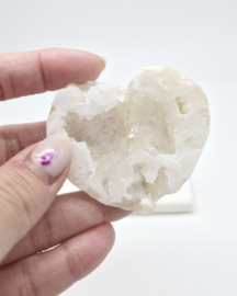 Bergkristal Kwarts Geode Hart (zie filmpje)