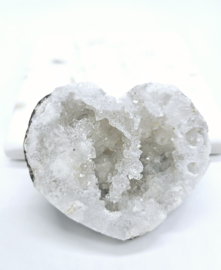 Bergkristal Kwarts Geode Hart