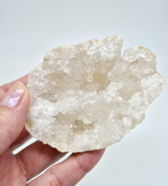 Bergkristal Kwarts Geode uit Marokko (2 helften) zie filmpje