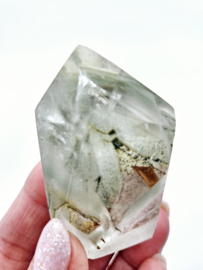 Lodoliet puntje - Garden quartz (groter stukje)