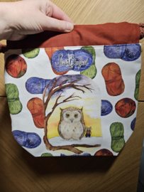 Preorder Projecttasje met koordsluiting Uiltje ongeveer 28 x 28 cm groot