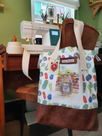 Pre order:  Egeltje met wolwinkel Tas Studio Bereguod 40x42 cm