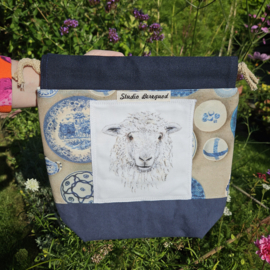 Projectbag koord schaapje ongeveer 28 cm x 28 cm