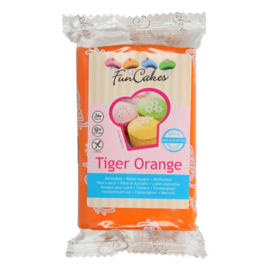 Funcakes | Fondant tiger orange