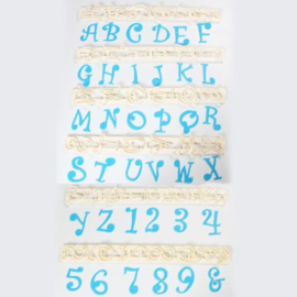 FMM | Funky alphabet & numbers set (4 cm)