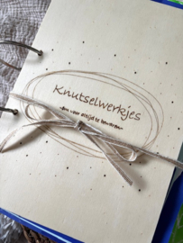 Knutsels bewaarbundel (zonder naam)