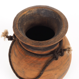 Traditionele oude Nepalese houten kruik / pot - 23,5 cm hoog