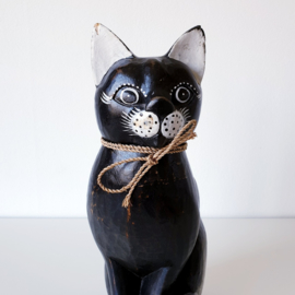 Houten poezen dame