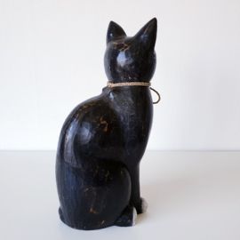 Houten poezen dame