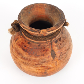 Originele oude Nepalese houten kruik / pot - 22 cm hoog