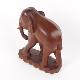 Aziatische mahoniehouten olifant