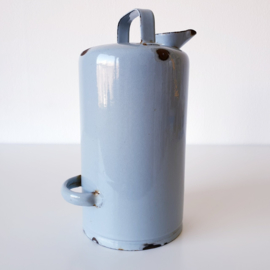 Oude emaille petroleumkan  van 2 liter