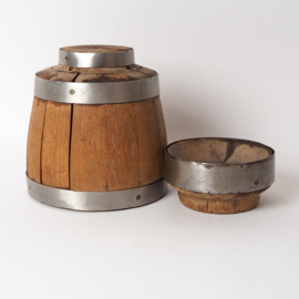 Oude houten vintage kaasmal