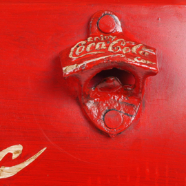 Coca cola koelbox met flesopener