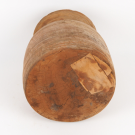 Oude robuuste Nepalese houten kruik / vaas - 33 cm hoog