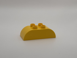Blok 2x4 met gebogen zijkanten geel Duplo