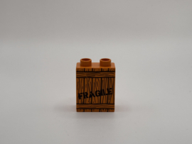 2 nops blok hoog  licht bruin kist fragile Duplo