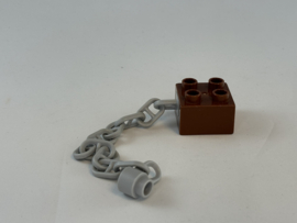 Blok bruin met ketting grijs Duplo
