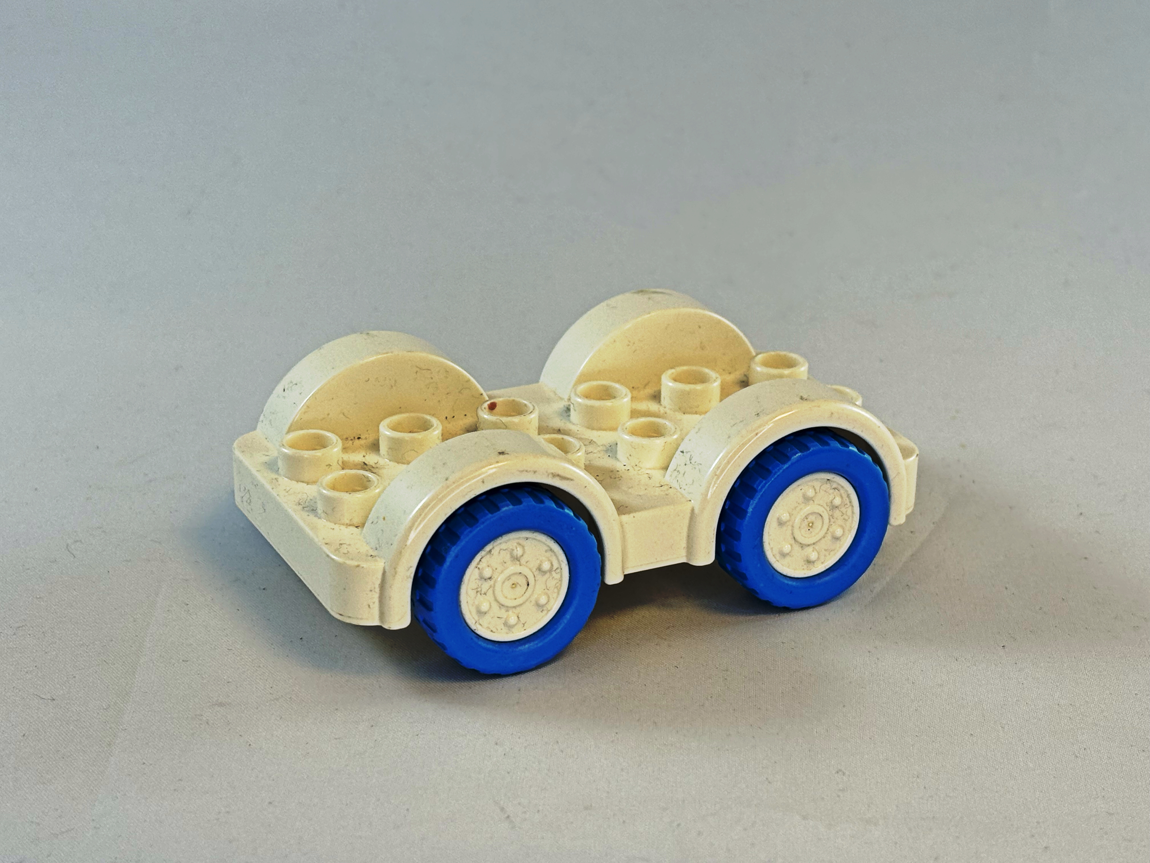 Onderstel wit blauw Duplo