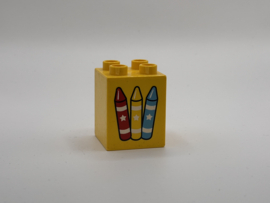 Krijtjes op blok hoog geel Duplo