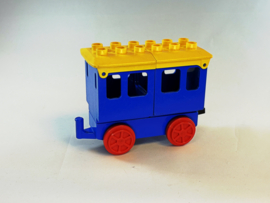 Personenwagon blauw met geel Duplo