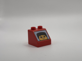 Gezicht monorail op schuin blok rood Duplo