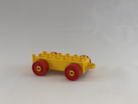 Kar/aanhanger geel rood (oog) Duplo