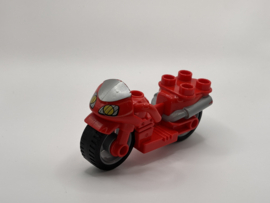 Motor rood met gele koplampen Duplo