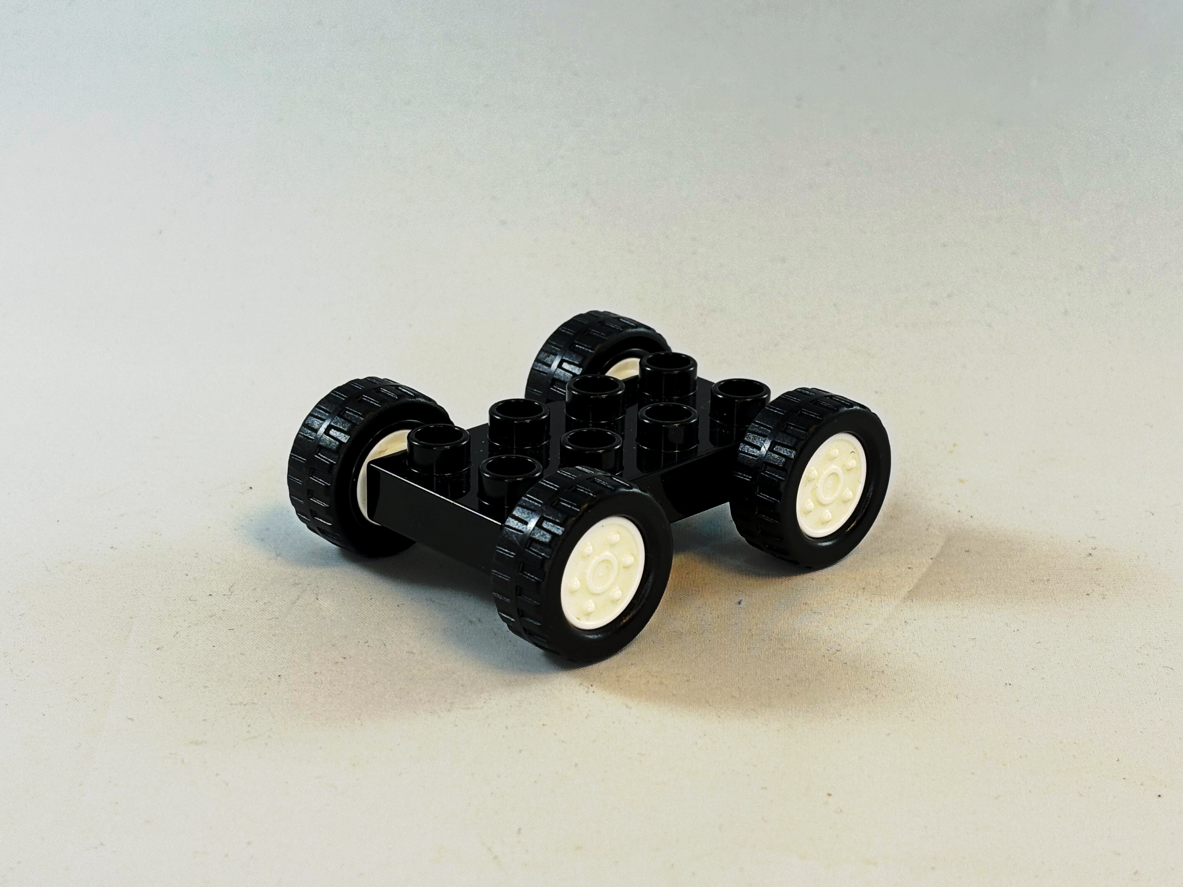 Onderstel zwart wit Duplo