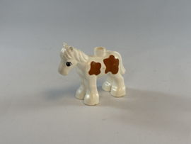 Paard / pony wit met bruine vlekken Duplo