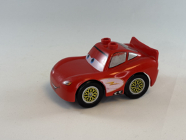 Lightning McQueen (Cars) met gele velgen B-keuze  Duplo