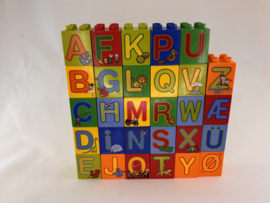 Blok 4 nops hoog alfabet Duplo