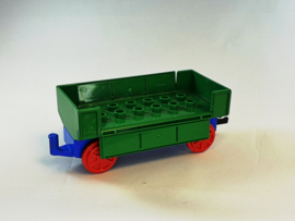 Wagon met groene bak met klaphekjes Duplo