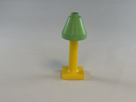 Lamp hoog met mintgroene kap  Duplo