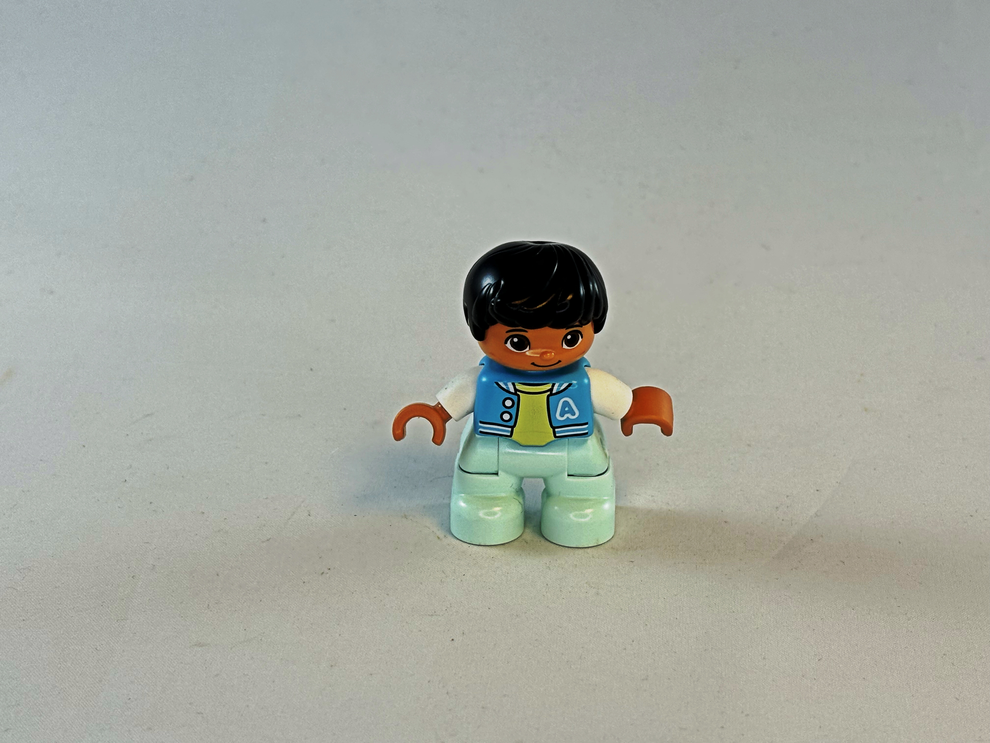 Jongen blauw wit Duplo