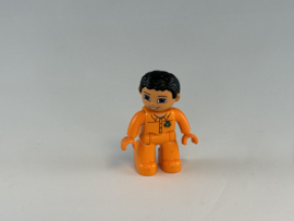 Vuilnisman oranje pak, oranje handenschoenen en zwart haar Duplo