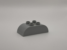 Blok 2x4 met gebogen zijkanten lichtgrijs Duplo