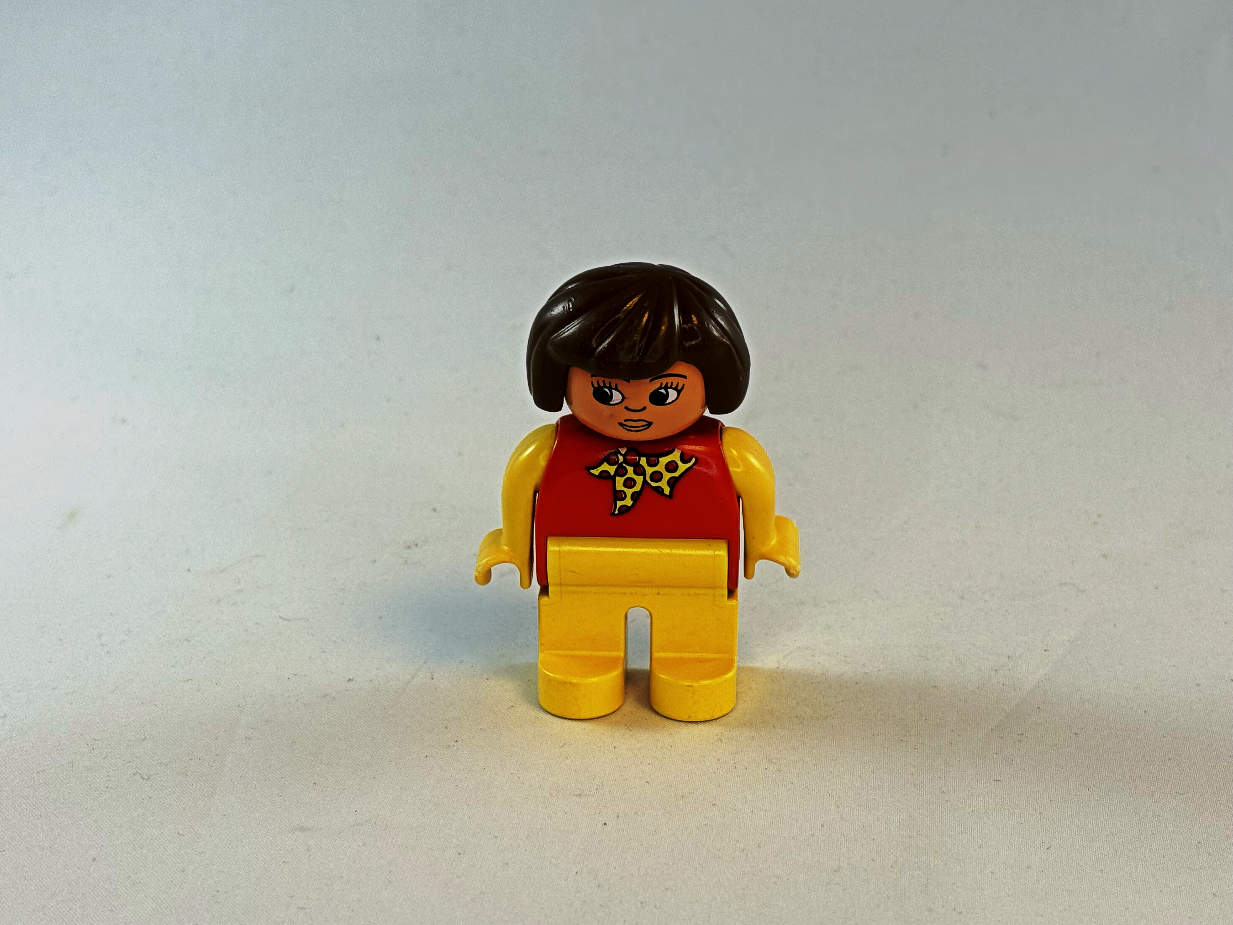 Vrouw rood geel Duplo